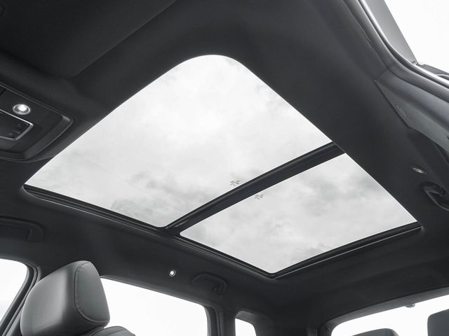 BYD Song Pro DM-i — панорамная крыша