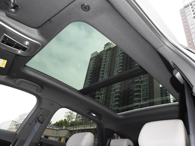 BYD Tang — панорамная крыша